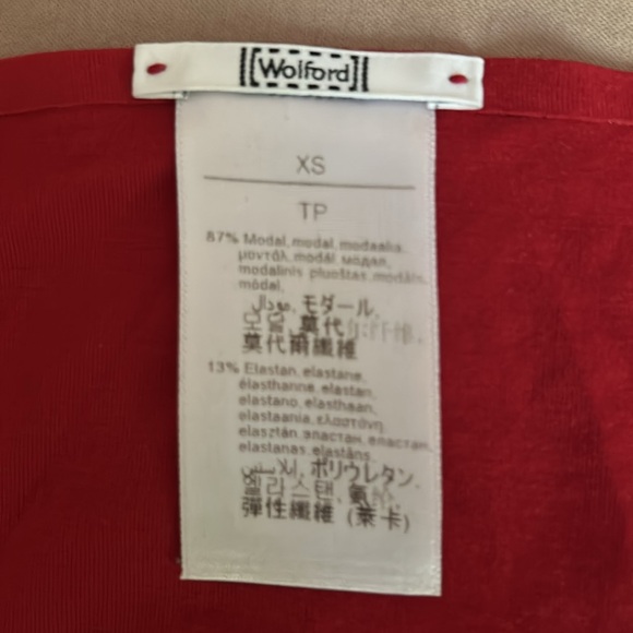 Wolford short sleeve jersey top RED XS— beautiful! - Picture 2 of 2